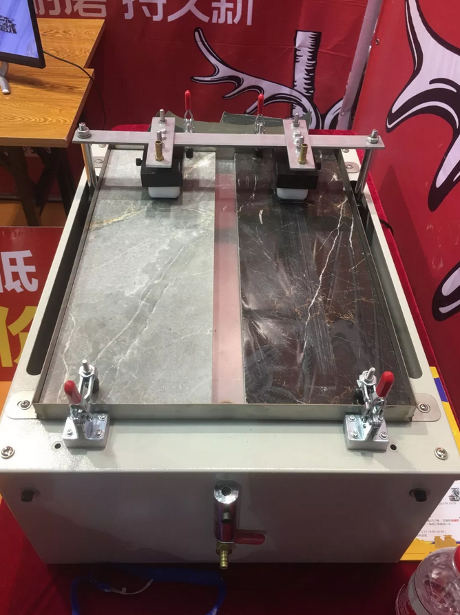 大角鹿瓷砖工具测试